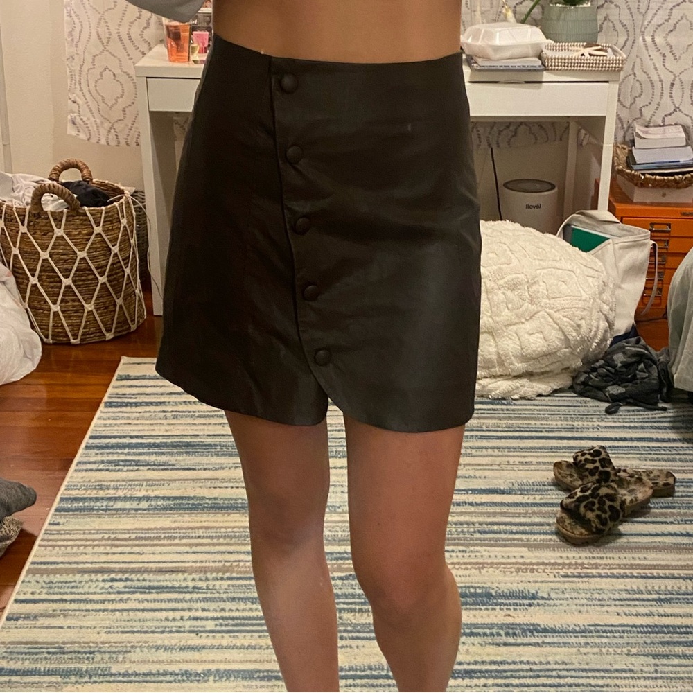 Zara faux leather button up skirt